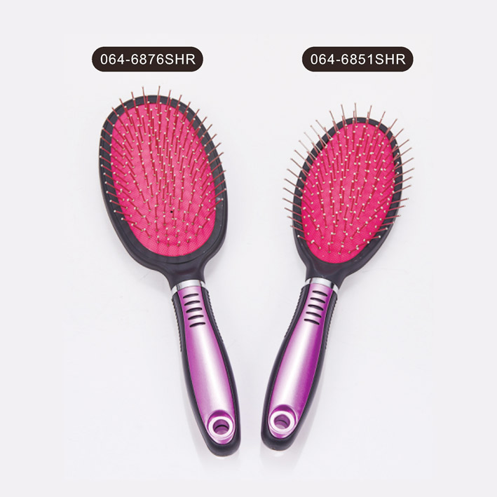 Metal pin with cushion hair brush