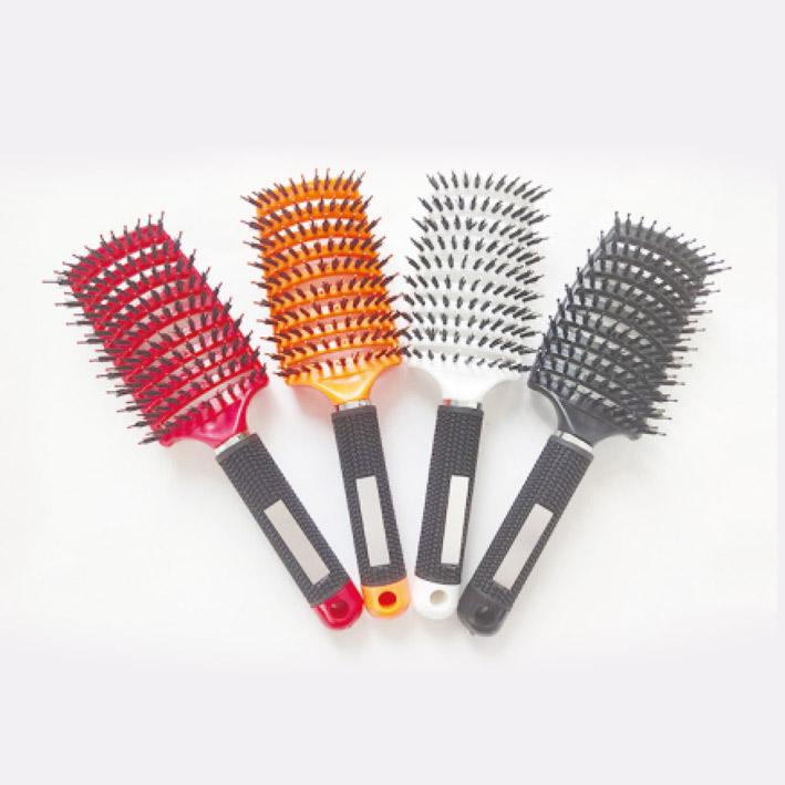 Hair straightening brush